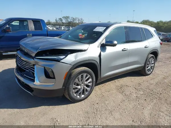 5GAERARS5SJ163473 2025 BUICK ENCLAVE - Image 2