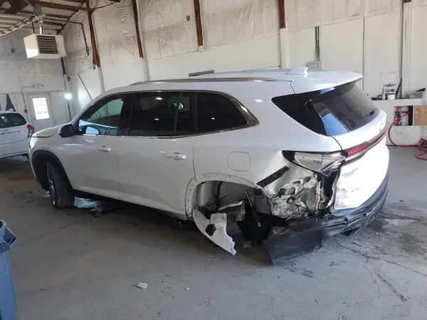 5GAERARS7SJ151907 2025 BUICK ENCLAVE - Image 2