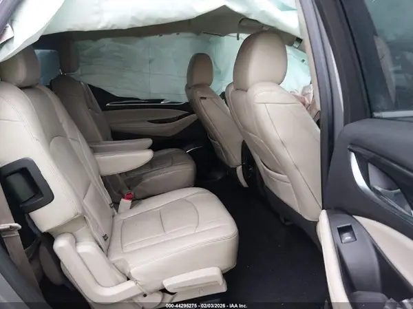 5GAERBCWXJJ140966 2018 BUICK ENCLAVE - Image 8