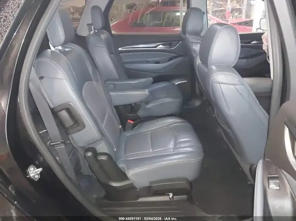 5GAERBKW0JJ135677 2018 BUICK ENCLAVE - Image 8