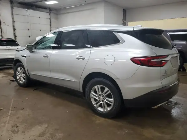 5GAERBKW0JJ139423 2018 BUICK ENCLAVE - Image 2