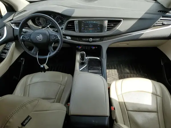5GAERBKW0JJ156108 2018 BUICK ENCLAVE - Image 8