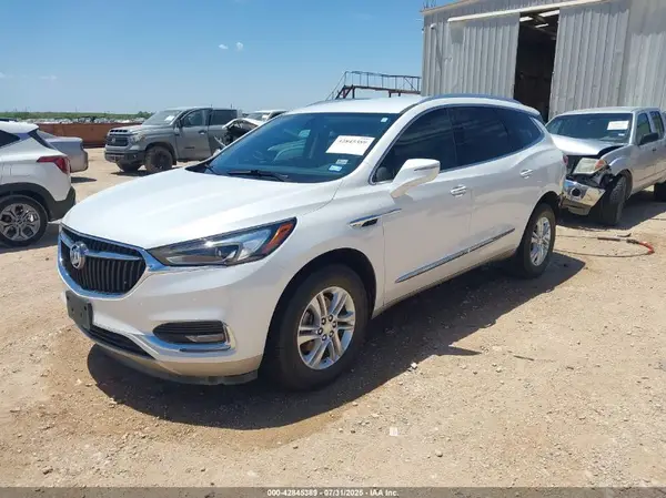 5GAERBKW0JJ170803 2018 BUICK ENCLAVE - Image 2