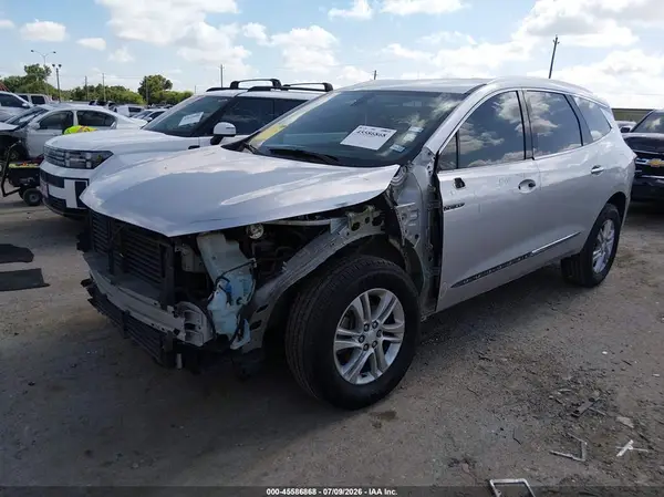 5GAERBKW0JJ173295 2018 BUICK ENCLAVE - Image 2