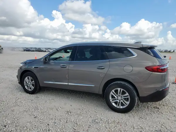 5GAERBKW0JJ181445 2018 BUICK ENCLAVE - Image 2