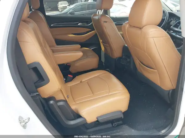 5GAERBKW0JJ204870 2018 BUICK ENCLAVE - Image 8