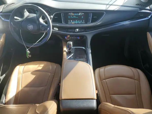 5GAERBKW0JJ231261 2018 BUICK ENCLAVE - Image 8