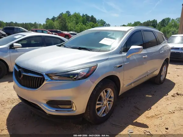 5GAERBKW0JJ238694 2018 BUICK ENCLAVE - Image 2