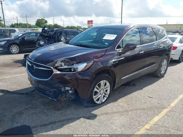 5GAERBKW0JJ284753 2018 BUICK ENCLAVE - Image 2