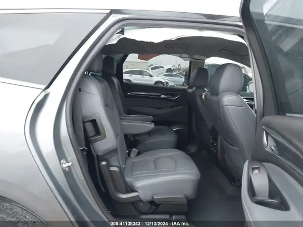 5GAERBKW0KJ125913 2019 BUICK ENCLAVE - Image 8