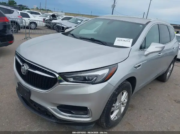 5GAERBKW0LJ104450 2020 BUICK ENCLAVE - Image 2
