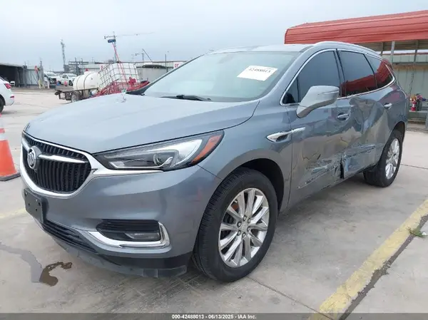 5GAERBKW0LJ279426 2020 BUICK ENCLAVE - Image 2