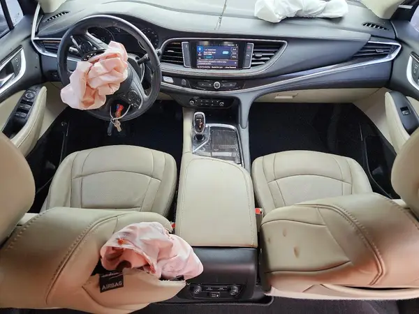 5GAERBKW0LJ312070 2020 BUICK ENCLAVE - Image 8