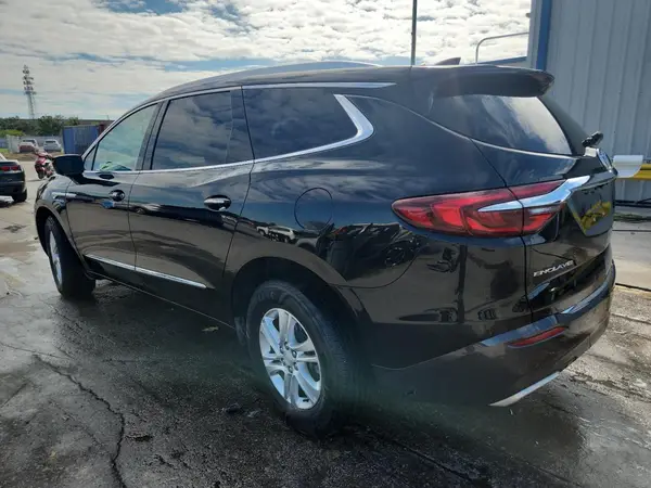 5GAERBKW0MJ127549 2021 BUICK ENCLAVE - Image 2