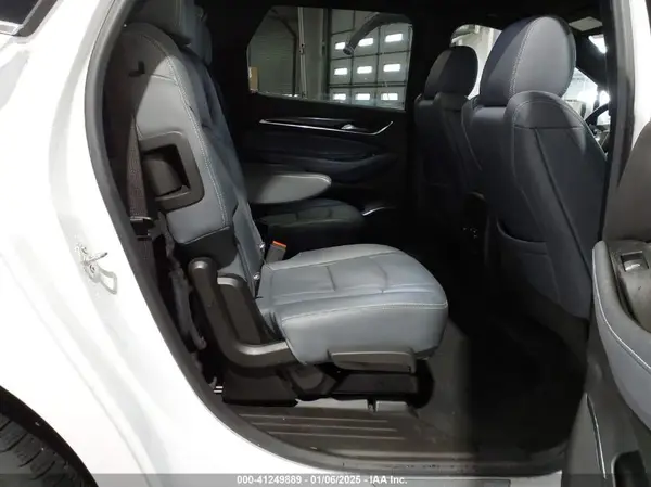 5GAERBKW0NJ125950 2022 BUICK ENCLAVE - Image 8