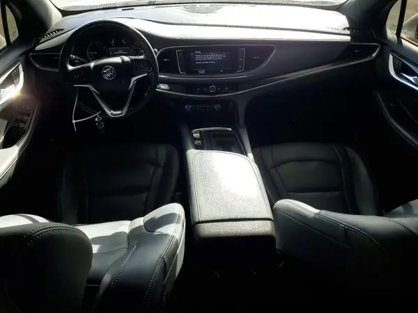 5GAERBKW0PJ161012 2023 BUICK ENCLAVE - Image 8