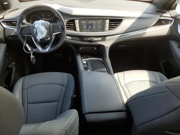 5GAERBKW0PJ244102 2023 BUICK ENCLAVE - Image 8