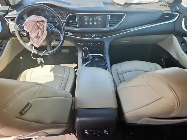 5GAERBKW1JJ166081 2018 BUICK ENCLAVE - Image 8