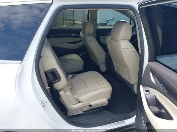 5GAERBKW1JJ231608 2018 BUICK ENCLAVE - Image 8
