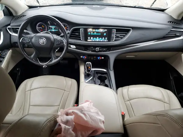 5GAERBKW1JJ233875 2018 BUICK ENCLAVE - Image 8