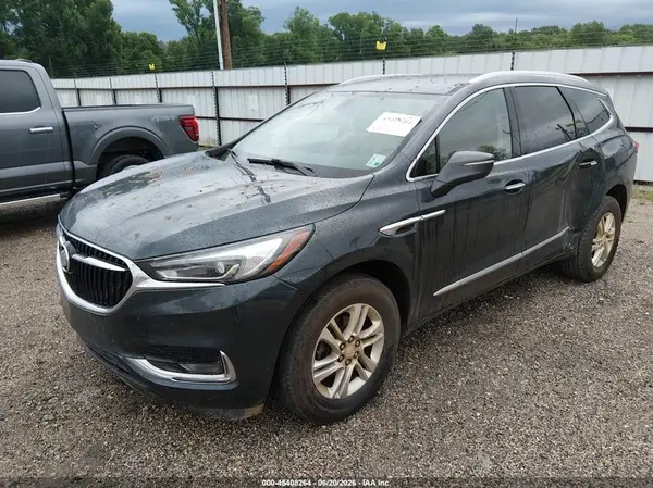 5GAERBKW1JJ275060 2018 BUICK ENCLAVE - Image 2