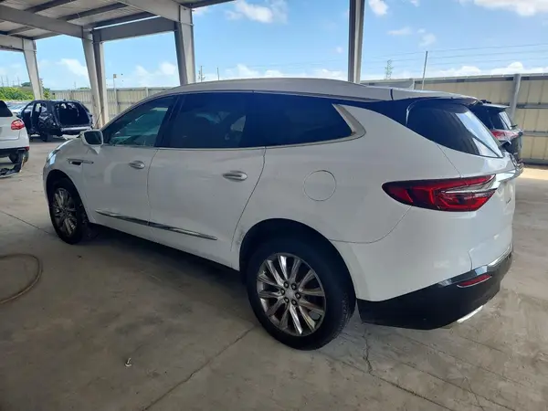 5GAERBKW1KJ109638 2019 BUICK ENCLAVE - Image 2