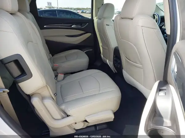 5GAERBKW1KJ303473 2019 BUICK ENCLAVE - Image 8