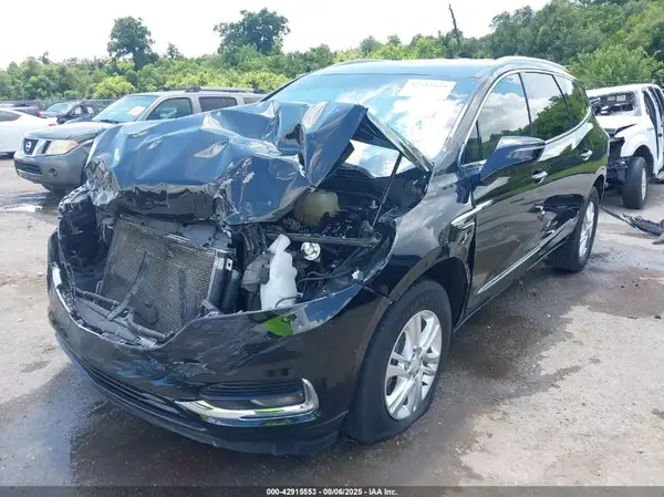 5GAERBKW2JJ147507 2018 BUICK ENCLAVE - Image 2