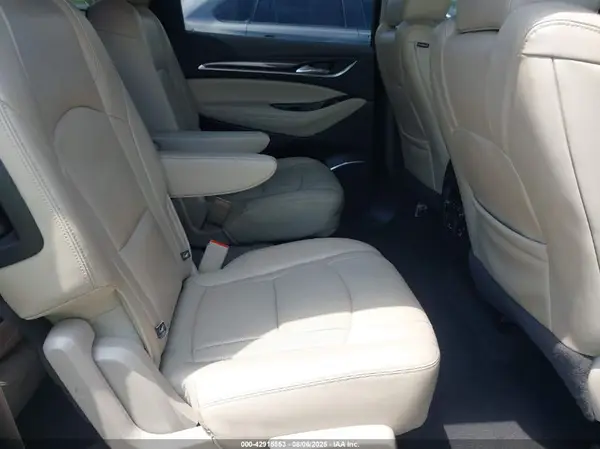 5GAERBKW2JJ147507 2018 BUICK ENCLAVE - Image 8
