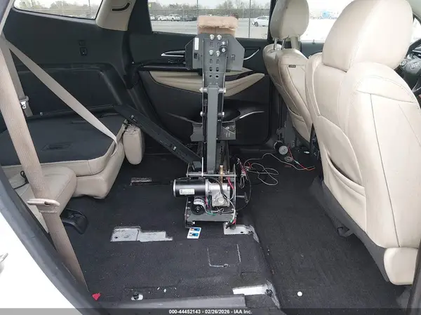 5GAERBKW2JJ155283 2018 BUICK ENCLAVE - Image 8