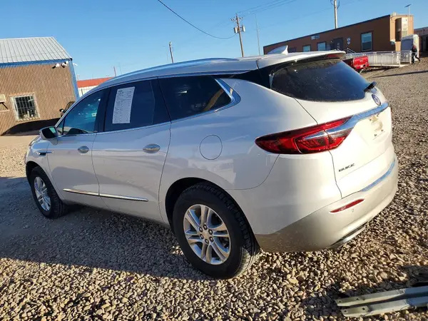 5GAERBKW2JJ164646 2018 BUICK ENCLAVE - Image 2