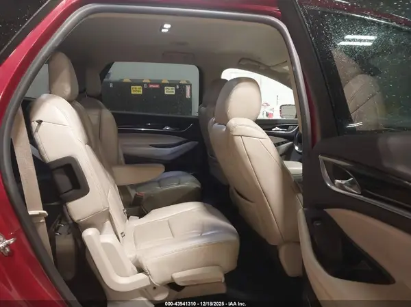 5GAERBKW2JJ170639 2018 BUICK ENCLAVE - Image 8
