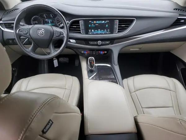 5GAERBKW2JJ196609 2018 BUICK ENCLAVE - Image 8