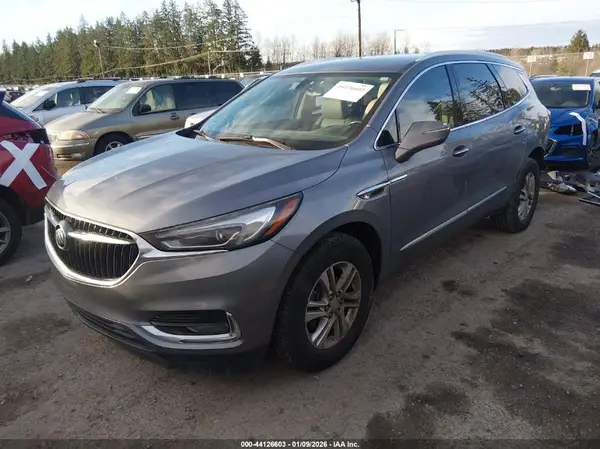 5GAERBKW2JJ202005 2018 BUICK ENCLAVE - Image 2