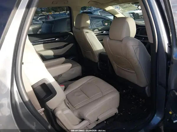 5GAERBKW2JJ202005 2018 BUICK ENCLAVE - Image 8