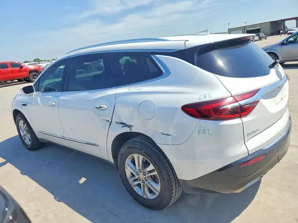 5GAERBKW2JJ246988 2018 BUICK ENCLAVE - Image 2