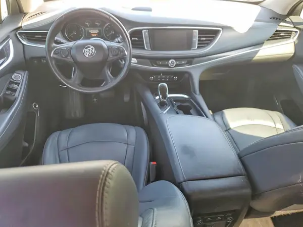 5GAERBKW2JJ246988 2018 BUICK ENCLAVE - Image 8