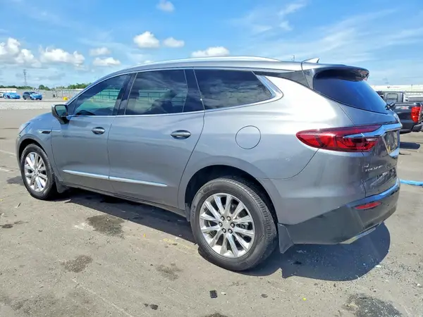 5GAERBKW2LJ210009 2020 BUICK ENCLAVE - Image 2