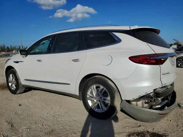 5GAERBKW2MJ168278 2021 BUICK ENCLAVE - Image 2
