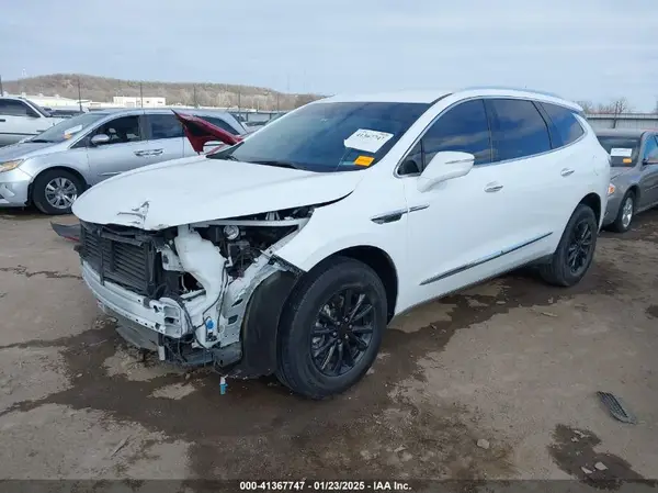 5GAERBKW2NJ188810 2022 BUICK ENCLAVE - Image 2