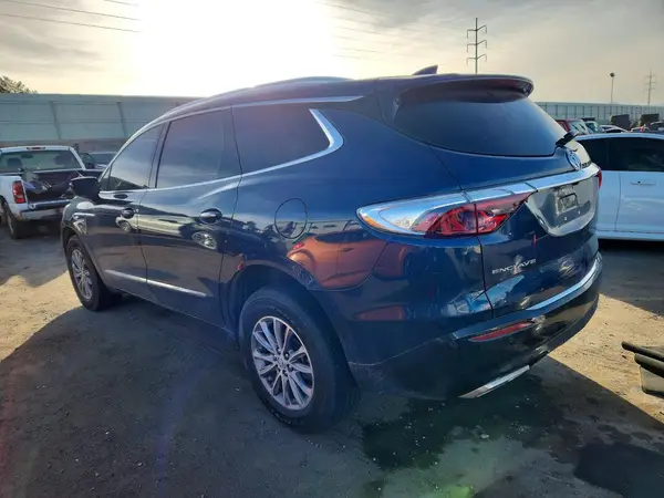 5GAERBKW2PJ155423 2023 BUICK ENCLAVE - Image 2