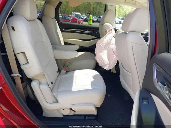 5GAERBKW2RJ112347 2024 BUICK ENCLAVE - Image 8