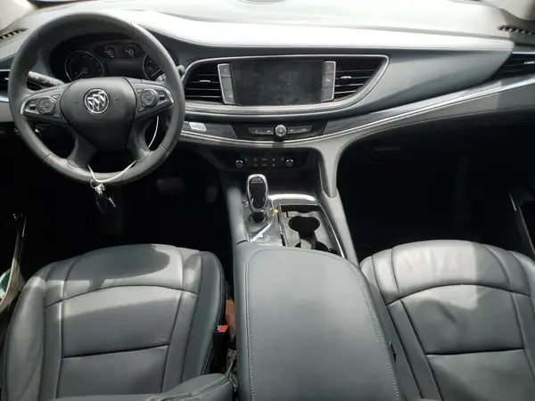 5GAERBKW3JJ140629 2018 BUICK ENCLAVE - Image 8