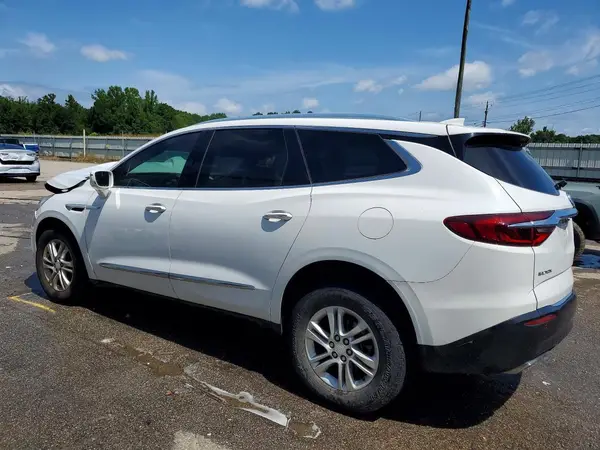 5GAERBKW3JJ149170 2018 BUICK ENCLAVE - Image 2