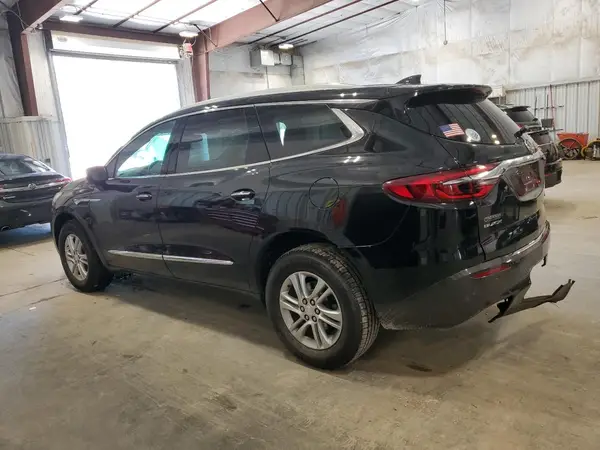 5GAERBKW3JJ159651 2018 BUICK ENCLAVE - Image 2