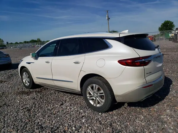 5GAERBKW3JJ188437 2018 BUICK ENCLAVE - Image 2