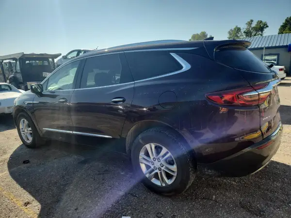5GAERBKW3JJ190009 2018 BUICK ENCLAVE - Image 2
