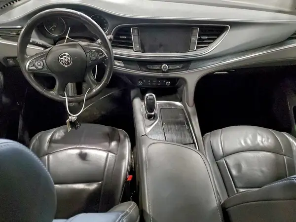 5GAERBKW3JJ200134 2018 BUICK ENCLAVE - Image 8