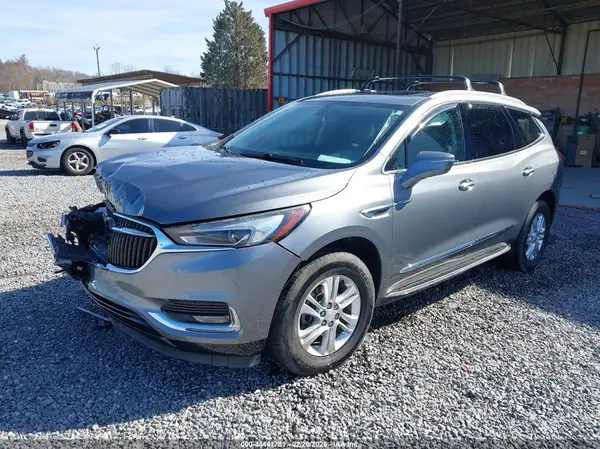 5GAERBKW3JJ218908 2018 BUICK ENCLAVE - Image 2