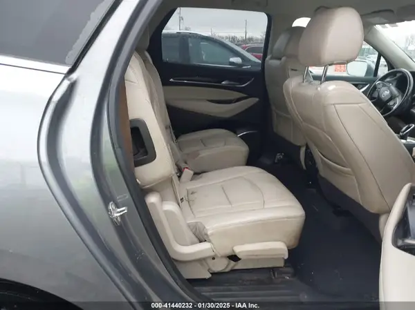 5GAERBKW3JJ244974 2018 BUICK ENCLAVE - Image 8